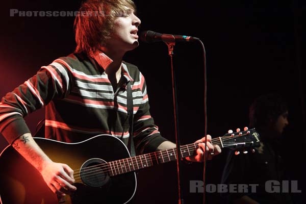PAOLO NUTINI - 2006-11-06 - PARIS - Elysee Montmartre - 